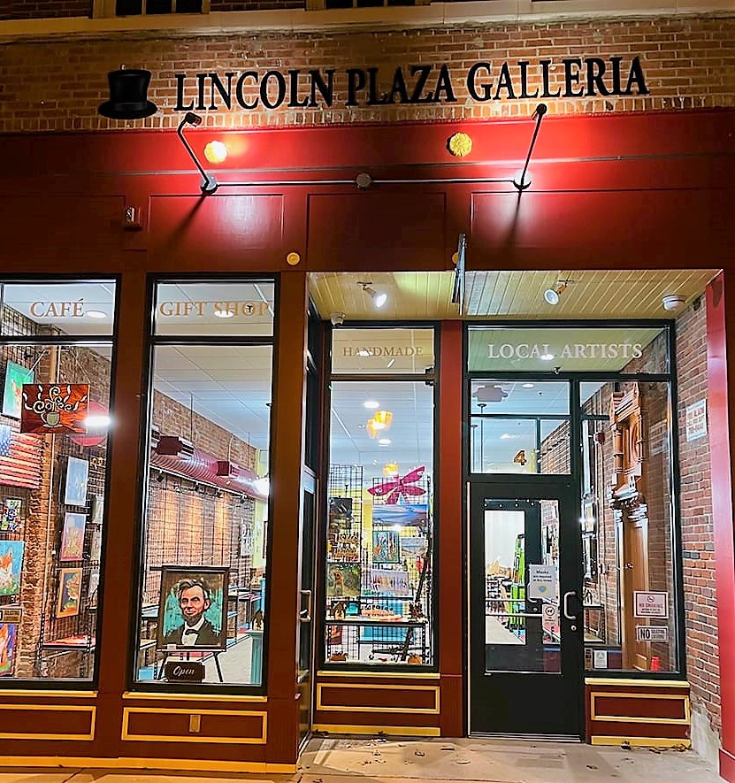 Lincoln Plaza Galleria